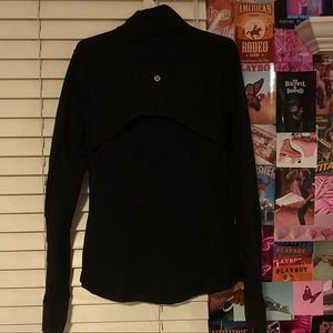 Lululemon black fitted align jacket